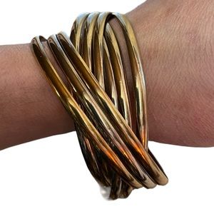 Gold Tone Inter Locking 9 Layered Bracelet